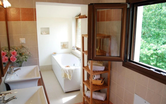 Skiathos Villa Jasmin Skiathos Three Bedroom Villa