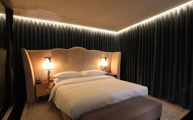 FX Hotel Shanghai Bund at Nanjing East Road