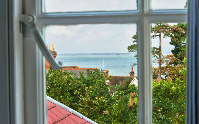 The Fishbourne - Isle of Wight