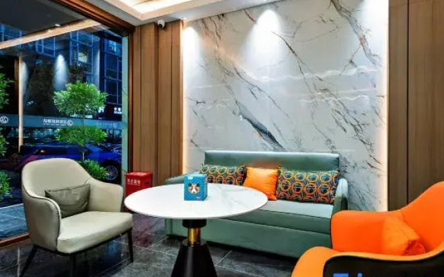 Jingxi Yueting Hotel (Chengdu Huayang Middle School Polar Ocean Park)