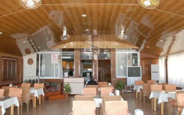 Azak Pansiyon