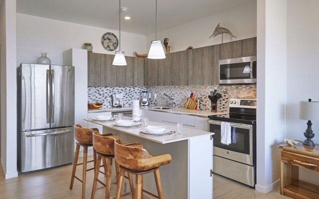 Sunset Blvd 404 2 Bedroom Condo