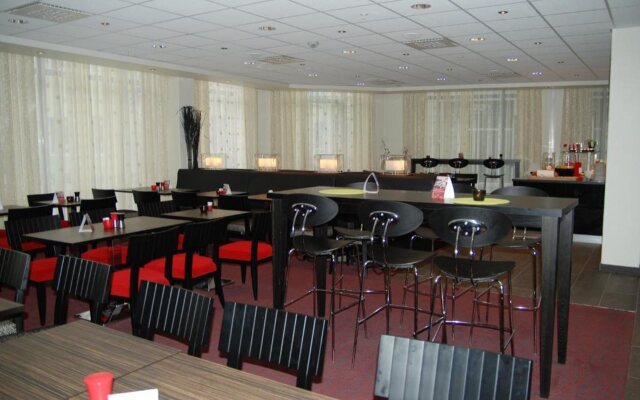 Home Hotel Grand Olav