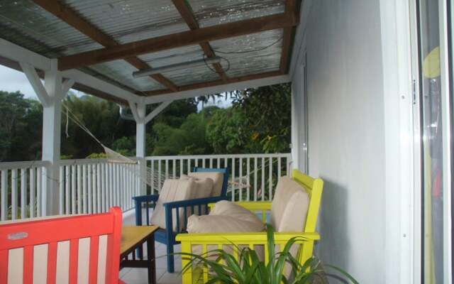 Studio in Fort-De-France, with Wonderful Sea View, Furnished Terrace And Wifi - 8 Km From the Beach