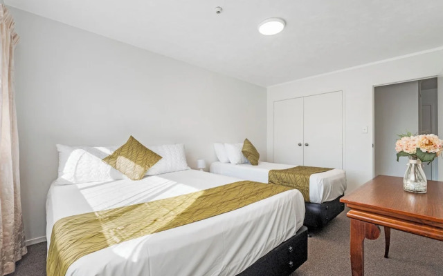 Airport Travel Air Motel