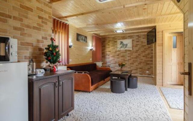 Centrul De Echitatie Poiana Brasov