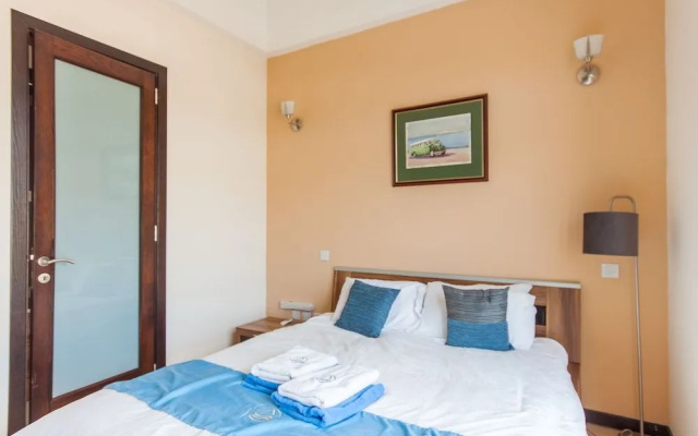 Harbour Views Gozitan Villa + Shared Pool