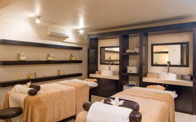 San Lameer Villa Rentals 2402