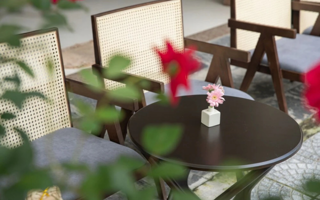 Tashi Hotel