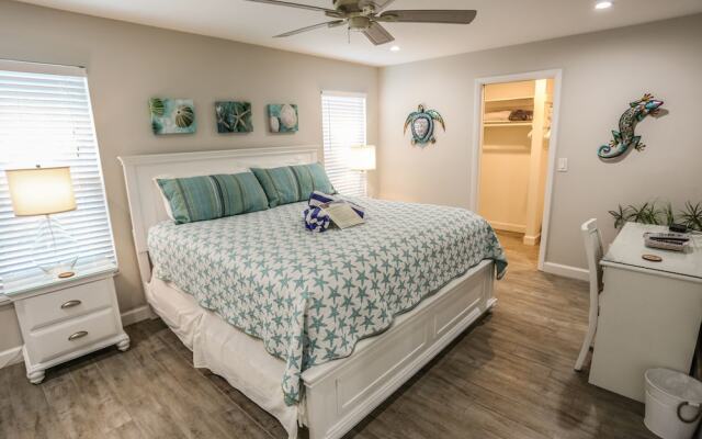 44 Fairview Blvd. - M