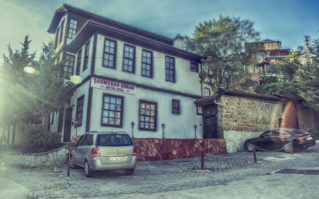 Toprakçiler Mansion