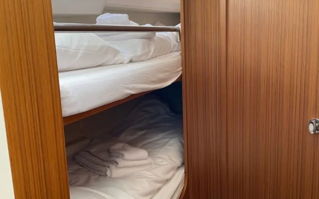 Porsgrunn Centrum Boat Hotel