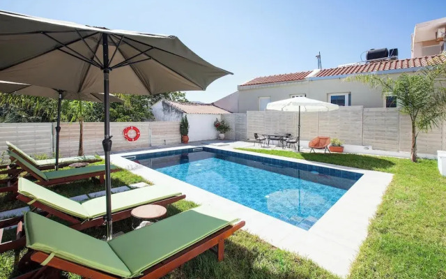 Peponas Residence