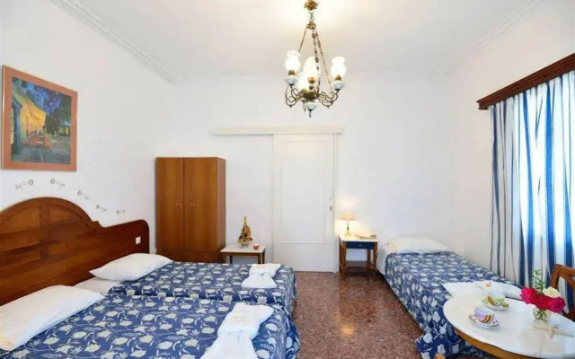 Hotel Nazos