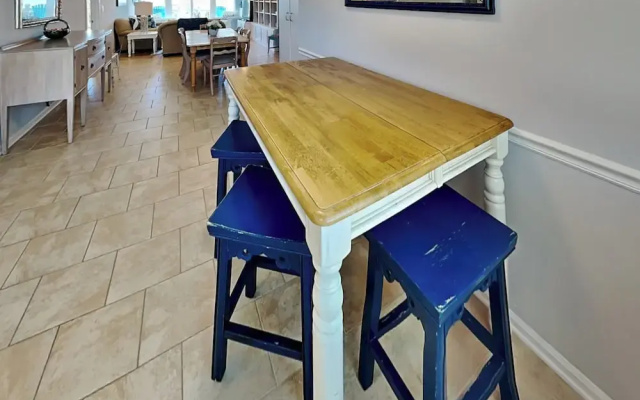 Tournesol by Topsail Realty
