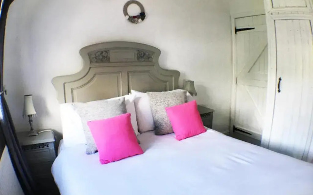 Hillside Bed & Breakfast