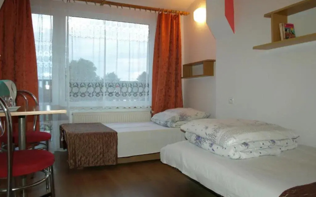 Zibi i Pod Topolami