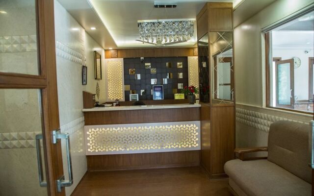 JK Rooms 137 Majestic Annexe