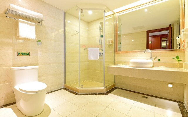 Vienna Hotel Shanghai PVG Heqing