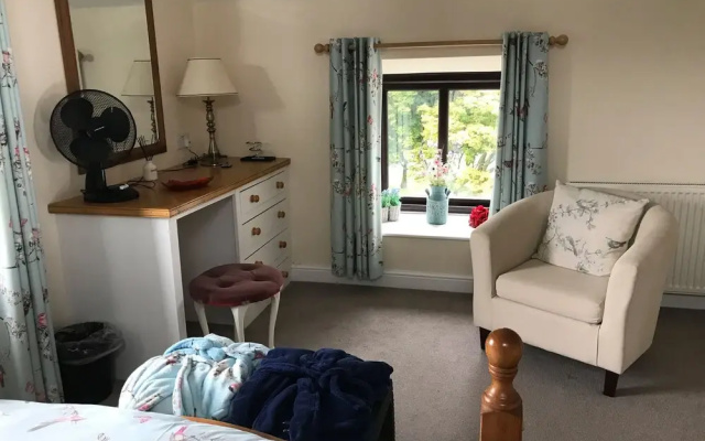Oak Cottage