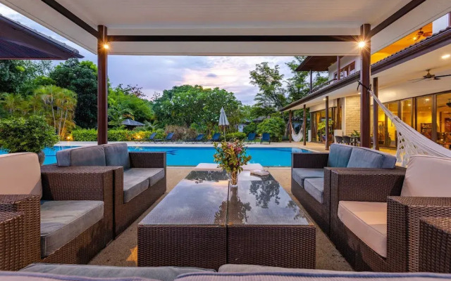 Large 6 Bed Luxury Villa on the Golf Course (PHJ)