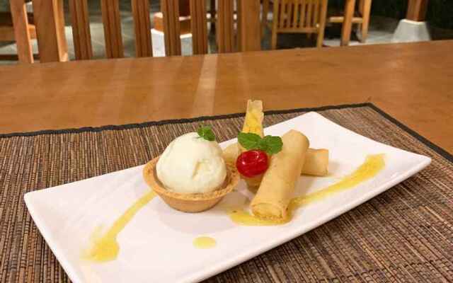 The Nalaya Hotel & Resto
