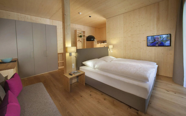 natürlich Hell. Aparthotel & Camping