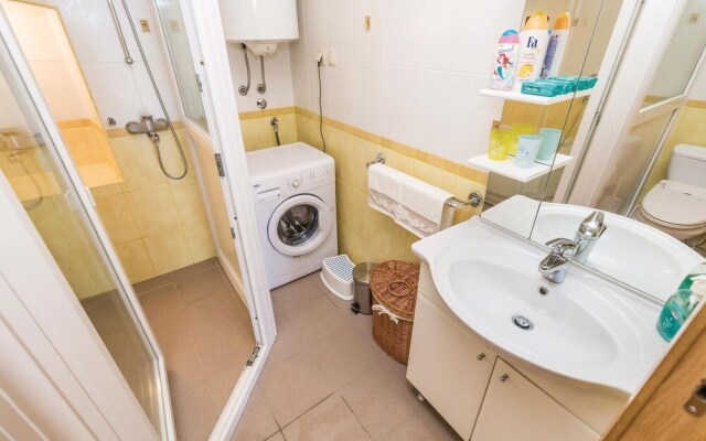 Beautiful Home in Kastav With Wifi and 3 Bedrooms