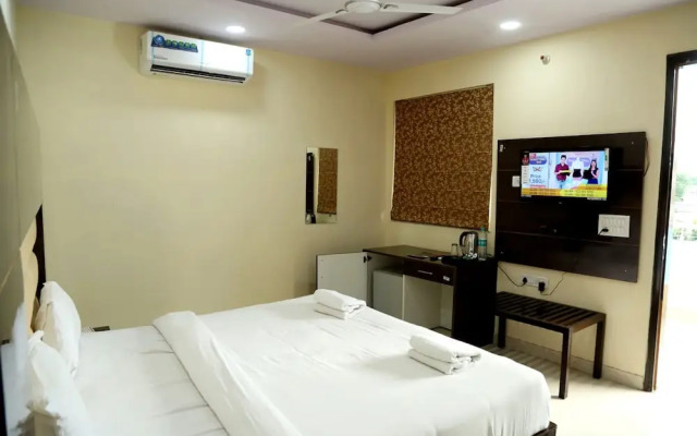 OYO 9141 Hotel Roshan Haveli