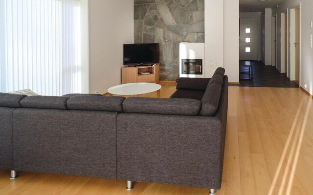 Nice Home in Farsund With 4 Bedrooms