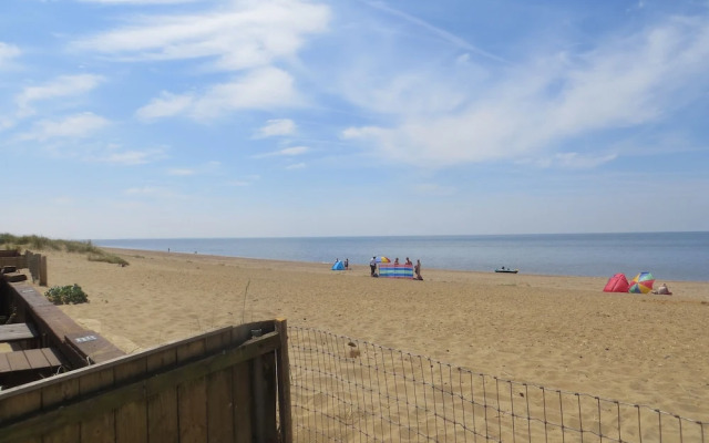 Sunset Beach Retreatliterally On The Beach