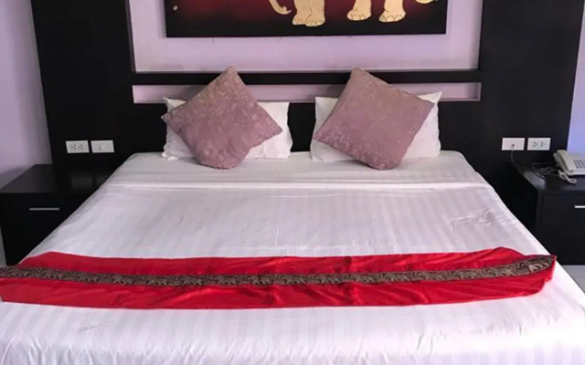 Zip Lounge & Apartments