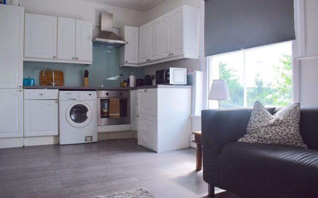 1 Bedroom Property in South West London