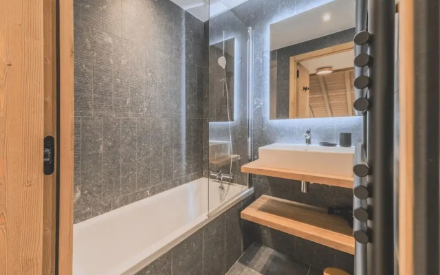 8 Guest Apartment With Luxury Spa Access
