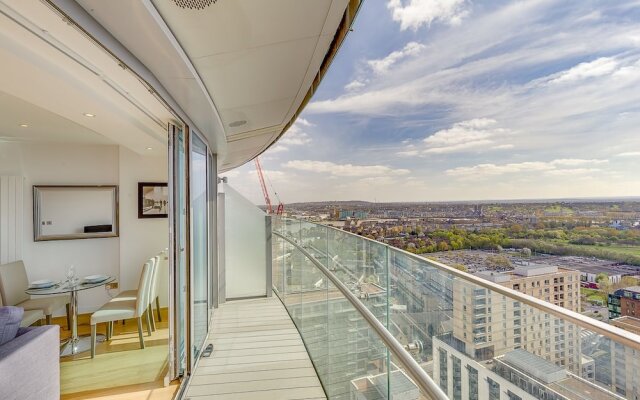 Q Canary Wharf Apartments - Arena Tower