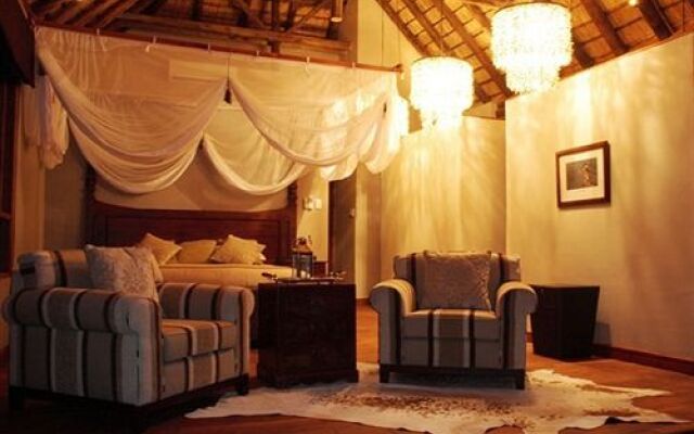 Royal Chundu River Lodge