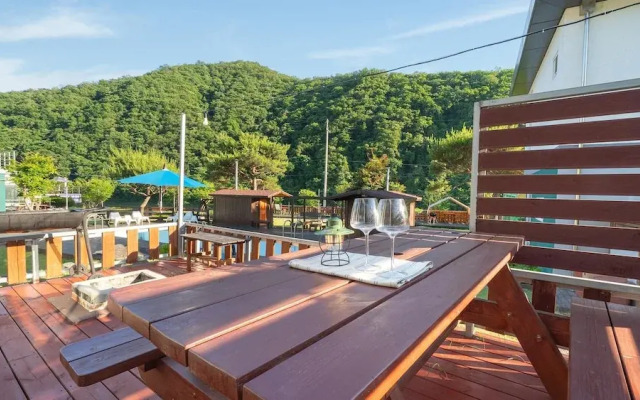 Hongcheon Casa Pellis Pet Private Pesion