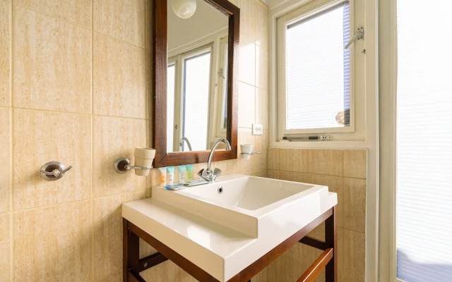 Ocean View! Fully Renovated Villa, Private Pool!