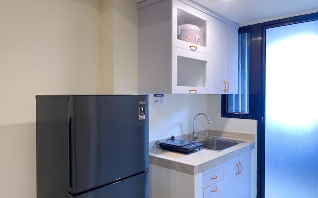 Comfort Stay 2Br Meikarta Apartment