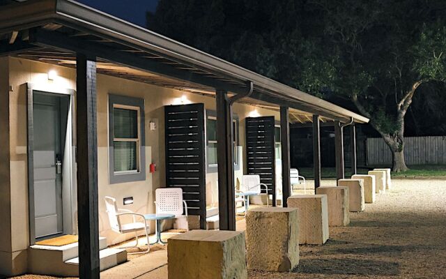 The Dixie Motel Brenham