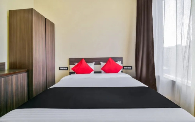 M3 Hotel by OYO Rooms