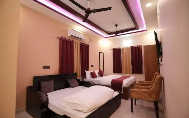 Pavitram Hotel & Banquet