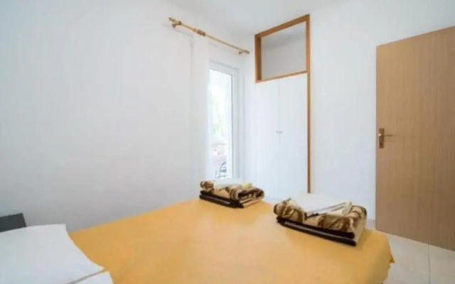 Apartments Boguvila - Two-bedroom Standard Apartment With Terrace -
