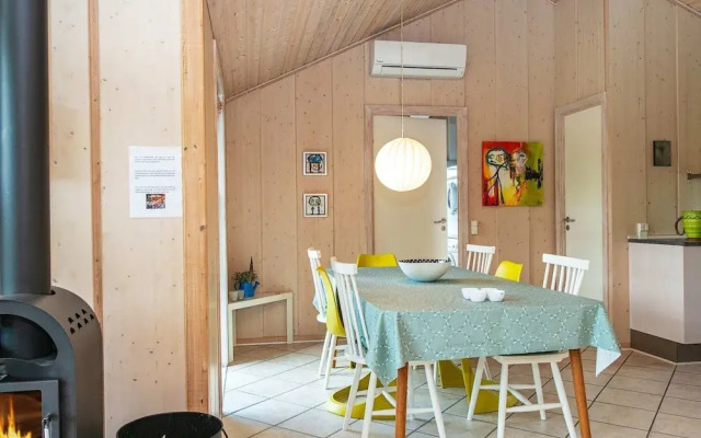 6 Person Holiday Home in Hemmet-by Traum