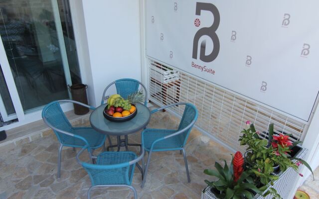 Benny Houses e Suite