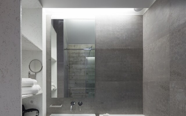 7 Gaia Roaster Apartments