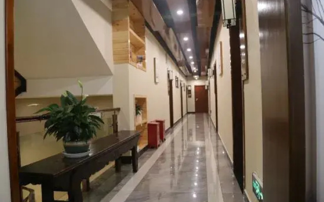 Gujia Hotel