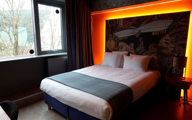 Rooms25