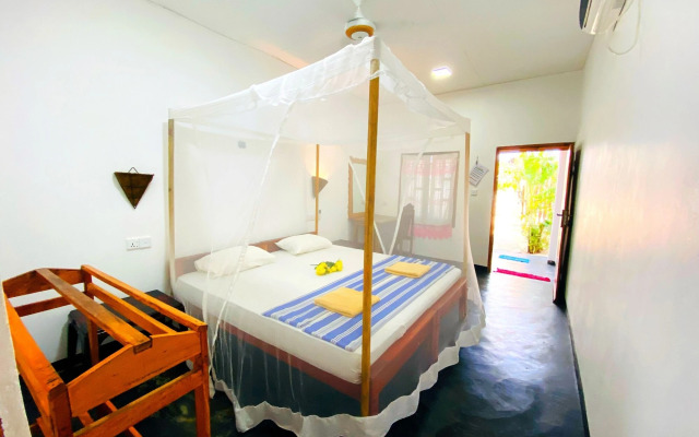 Beach Wave Hotel