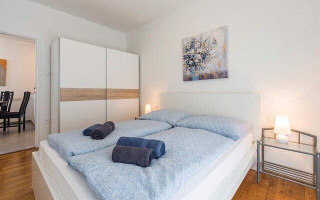 Beautiful Apartment in Porec With 3 Bedrooms